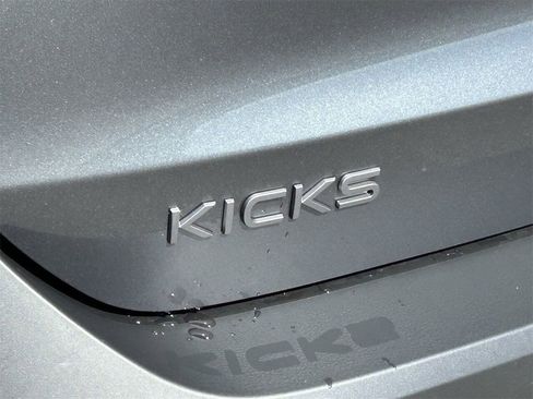 New 2026 Nissan Kicks SV FWD image 8