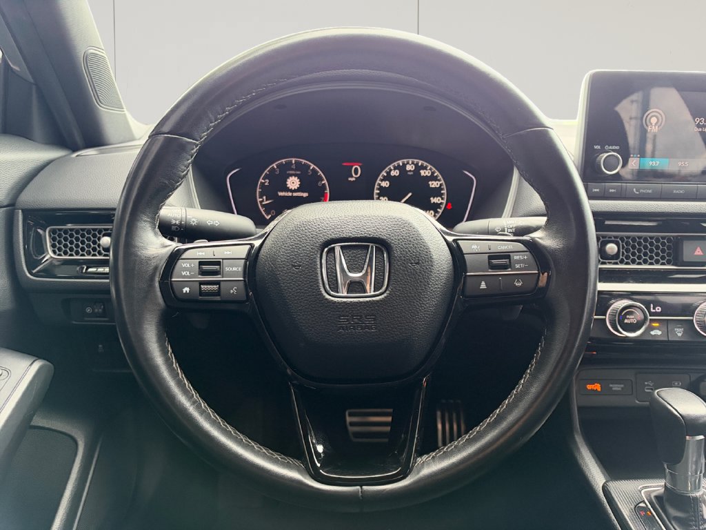 Used 2025 Honda Civic Sport image 13