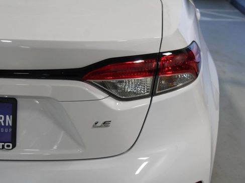 Used 2024 Toyota Corolla LE image 37