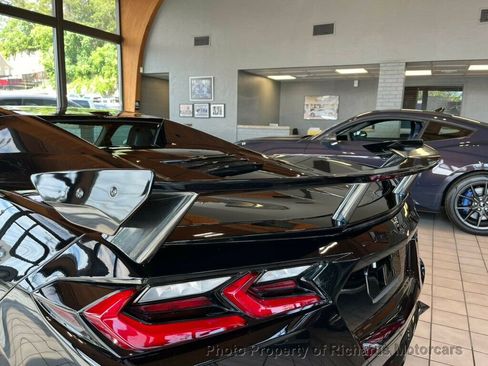 Used 2023 Chevrolet Corvette Stingray Preferred Conv w/ 2LT image 9