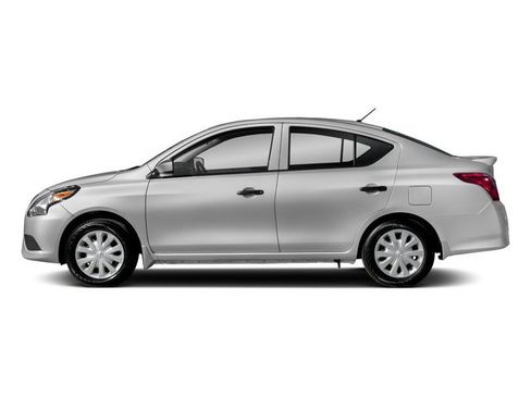 Used 2018 Nissan Versa SV image 6
