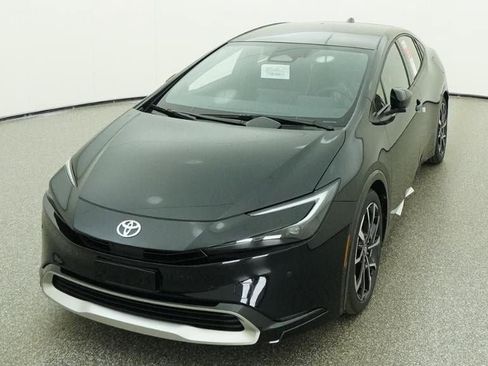 New 2026 Toyota Prius Plug-In Hybrid FWD image 16