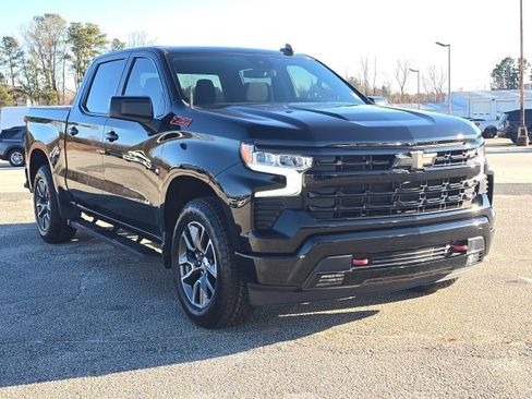 Used 2023 Chevrolet Silverado 1500 RST image 7