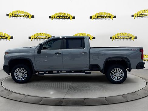 Used 2024 Chevrolet Silverado 2500 W/T w/ WT Convenience Package AWD/4WD image 2