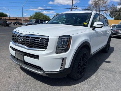 Used 2020 Kia Telluride S w/ S 8 Passenger Seating Package image 7