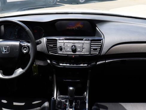 Used 2016 Honda Accord Sport image 32