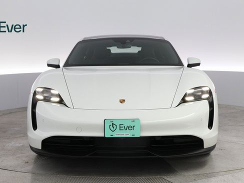 Used 2021 Porsche Taycan 4S image 3