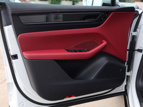 New 2025 Porsche Macan Turbo Electric image 33