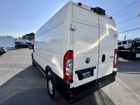Used 2025 RAM ProMaster 2500 w/ Convenience Group image 5