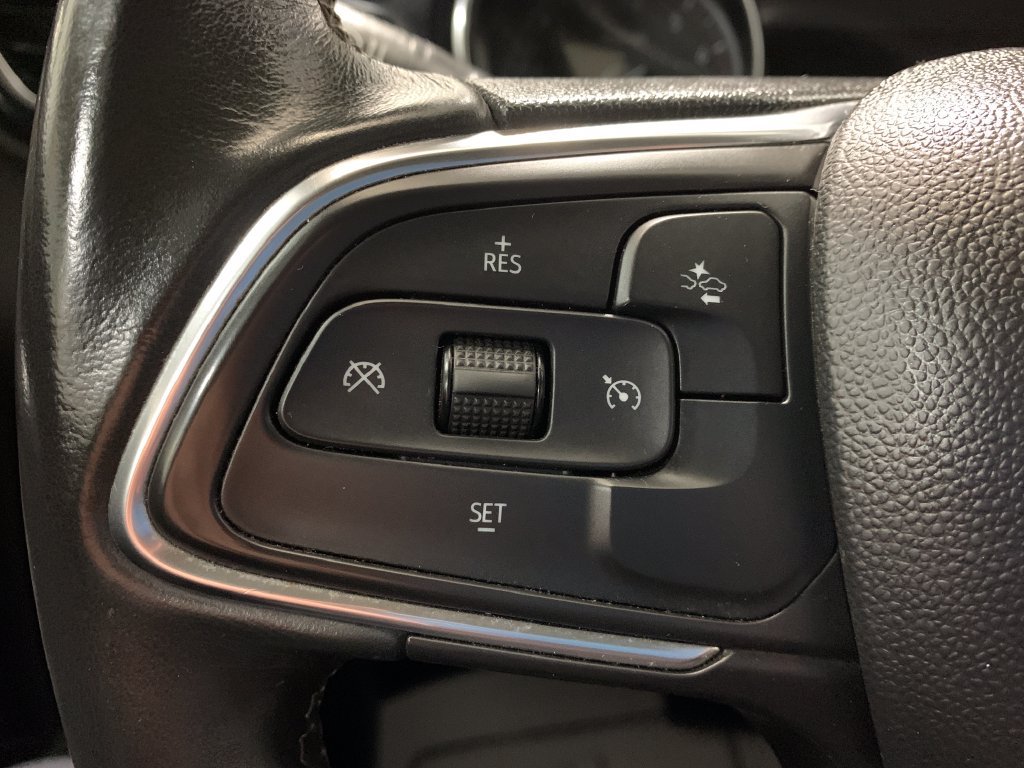 Used 2022 Buick Encore GX Preferred w/ Cold Weather Comfort Package FWD image 22