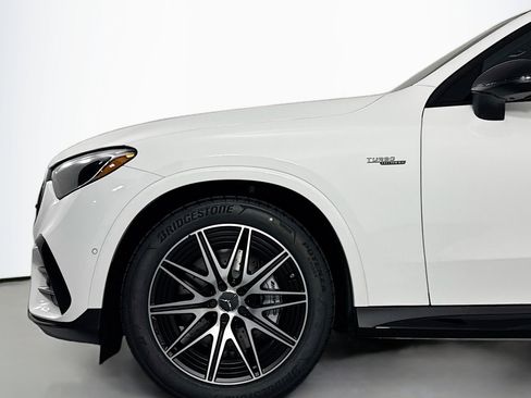 New 2026 Mercedes-Benz GLC 43 AMG 4MATIC image 9