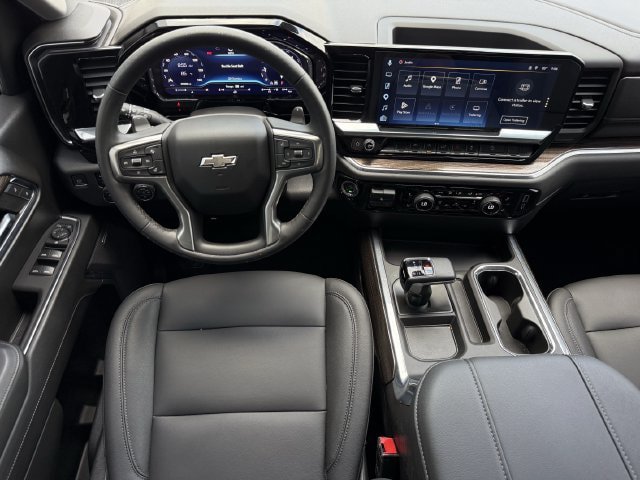 Used 2024 Chevrolet Silverado 1500 LT Trail Boss w/ Convenience Package II AWD/4WD image 12