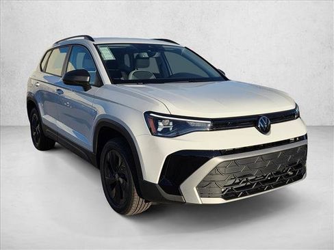 New 2026 Volkswagen Taos S image 7