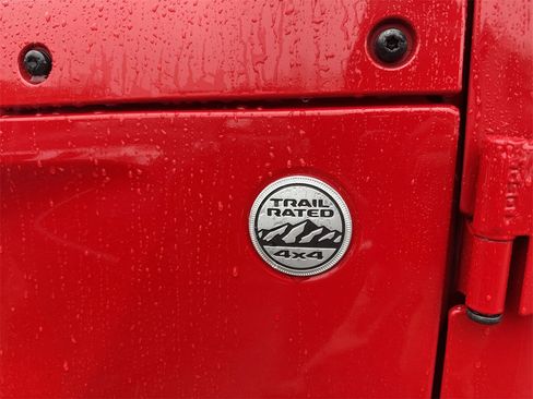 Used 2021 Jeep Wrangler Unlimited Sahara image 13