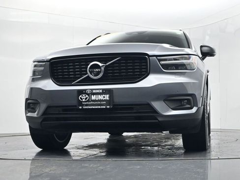 Used 2019 Volvo XC40 T5 R-Design image 50
