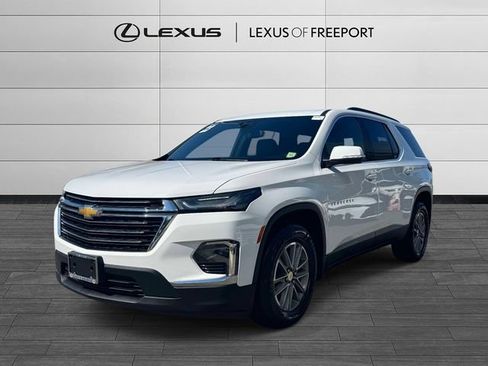 Used 2023 Chevrolet Traverse LT AWD/4WD image 3