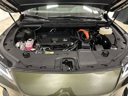 Used 2025 Lexus RX 350h w/ Accessory Package image 34