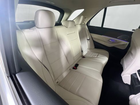 Used 2021 Mercedes-Benz GLE 350 4MATIC image 26