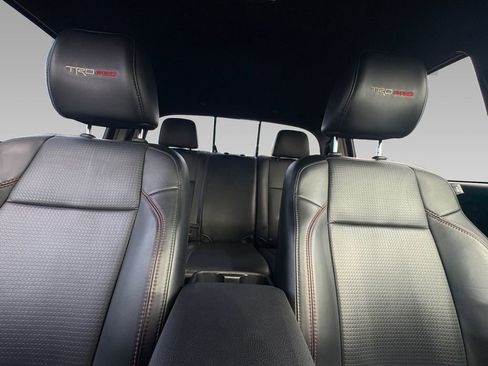 Used 2018 Toyota Tacoma TRD Pro AWD/4WD image 2