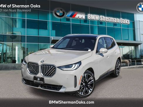 Used 2026 BMW X3 xDrive30 w/ Convenience Package image 1