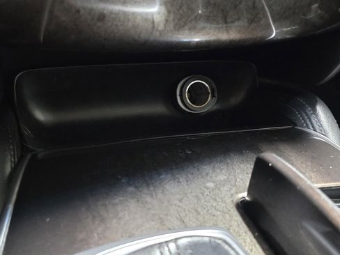 Used 2013 INFINITI JX35 Base w/ Premium Pkg image 31