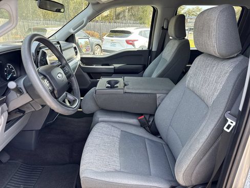 Used 2023 Ford F150 XLT RWD image 9
