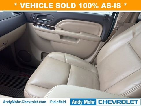 Used 2014 GMC Yukon XL Denali image 23