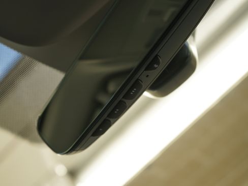 Used 2024 Volkswagen Taos SE image 30