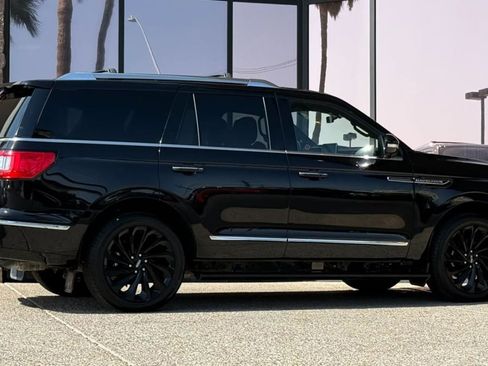 Used 2021 Lincoln Navigator Reserve AWD/4WD image 13