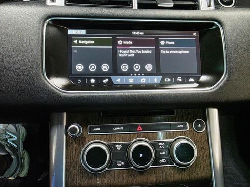 Used 2017 Land Rover Range Rover Sport SE AWD/4WD image 32