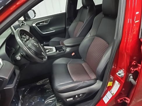Used 2022 Toyota RAV4 XSE w/ Weather Package AWD/4WD image 29