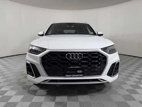 Certified 2025 Audi Q5 2.0T Premium Plus w/ Premium Plus Package image 2
