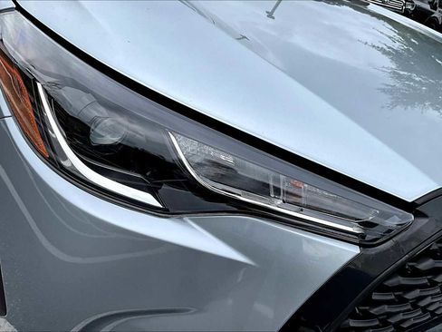 Used 2023 Toyota Corolla Cross L image 26