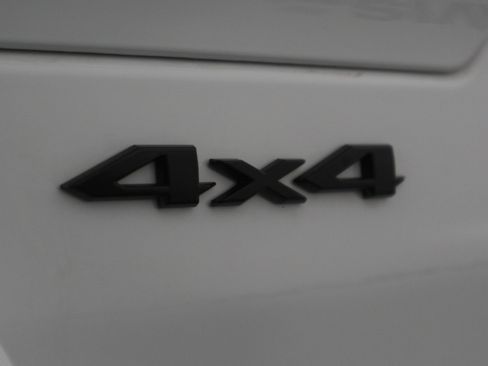 New 2026 Jeep Grand Cherokee Altitude AWD/4WD image 36