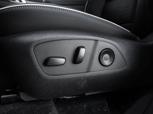 New 2025 Buick Enclave Sport Touring w/ Super Cruise Package image 36