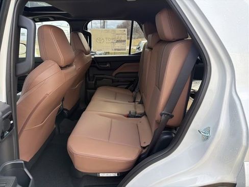 New 2026 Toyota 4Runner Limited image 12