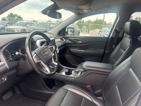 Used 2023 GMC Acadia SLT AWD/4WD image 15