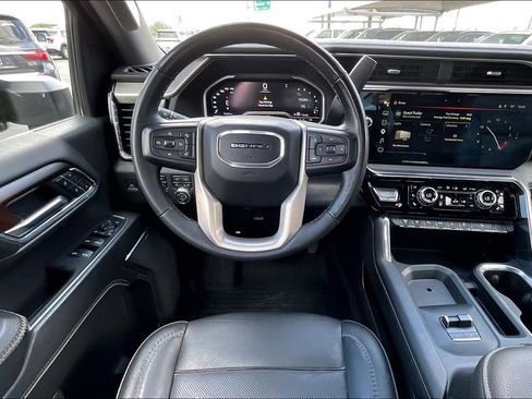 Used 2024 GMC Sierra 2500 Denali w/ Denali Reserve Package image 8