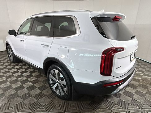Used 2022 Kia Telluride S AWD/4WD image 5