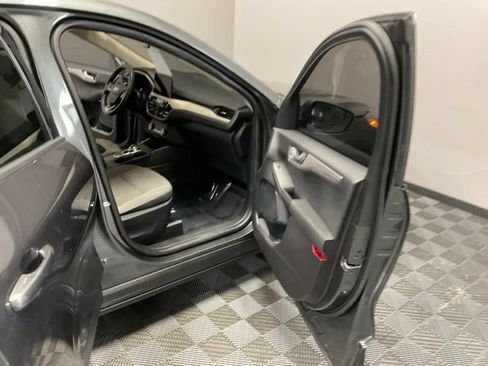 Used 2020 Ford Escape SE AWD/4WD image 23