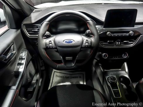 Used 2025 Ford Escape ST-Line Select image 17