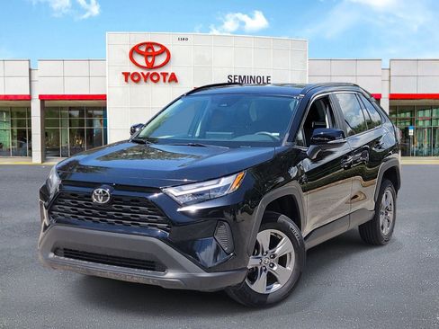 Used 2024 Toyota RAV4 XLE FWD image 1