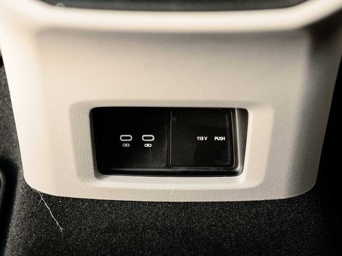 New 2026 Volkswagen Atlas SEL image 39