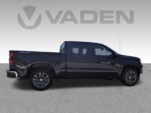 Used 2022 Chevrolet Silverado 1500 LT image 22