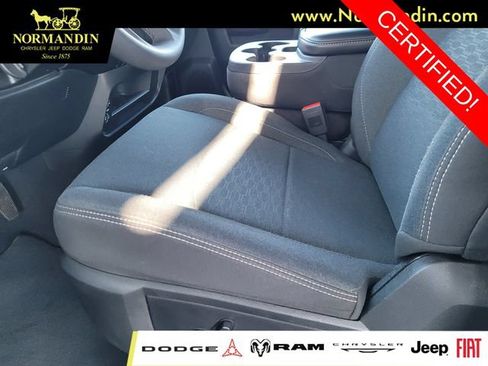 Certified 2025 RAM 2500 Big Horn AWD/4WD image 17