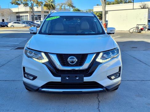 Used 2019 Nissan Rogue SL w/ Premium Package image 6