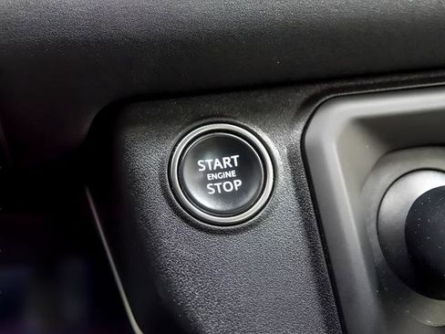 Used 2023 Land Rover Defender 90 S AWD/4WD image 17