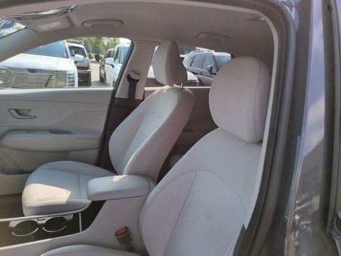 Used 2025 Hyundai Kona SEL FWD image 14