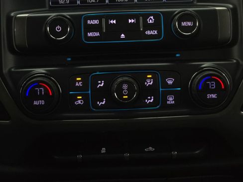 Used 2018 Chevrolet Silverado 1500 LT w/ All Star Edition image 23