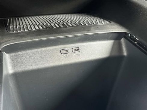 New 2025 Chevrolet Blazer EV RS image 32